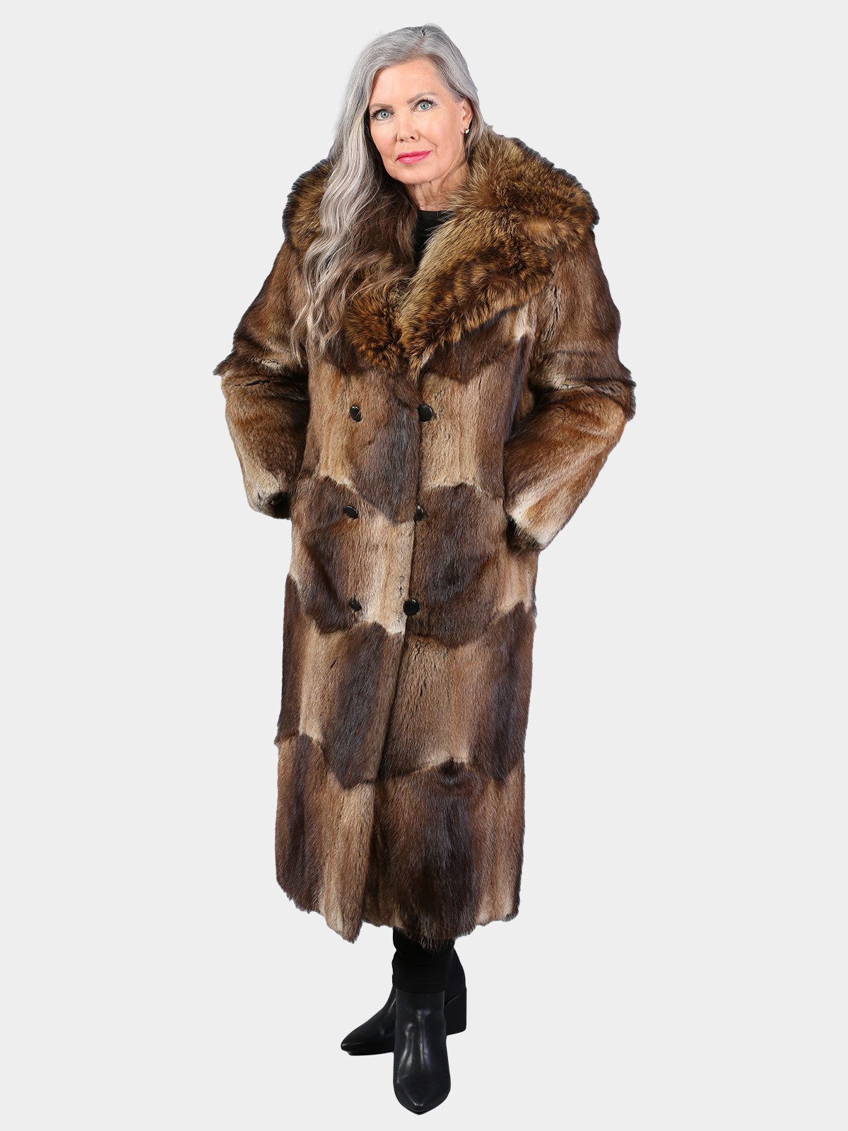Woman's Vintage Natural Muskrat Fur Coat with Racoon Collar