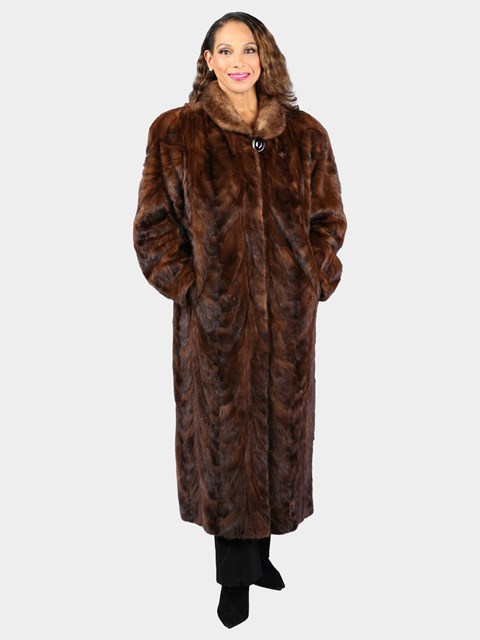 Woman's Natural Sculptured Mahogany Mink Fur Coat