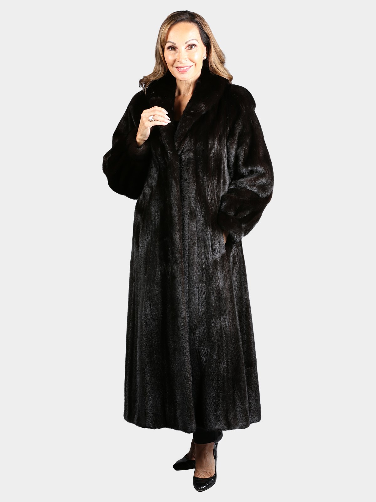 Woman's Natural Ranch Female Mink Fur Coat