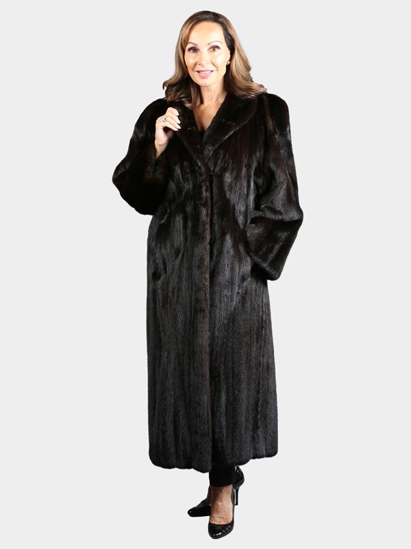 Woman's Natural Vintage Ranch Female Mink Fur Coat