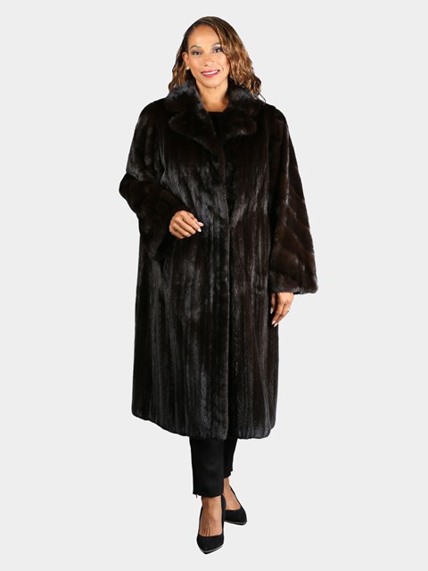 Woman's Plus Size Natural Deepest Mahogany Female Mink Fur Coat