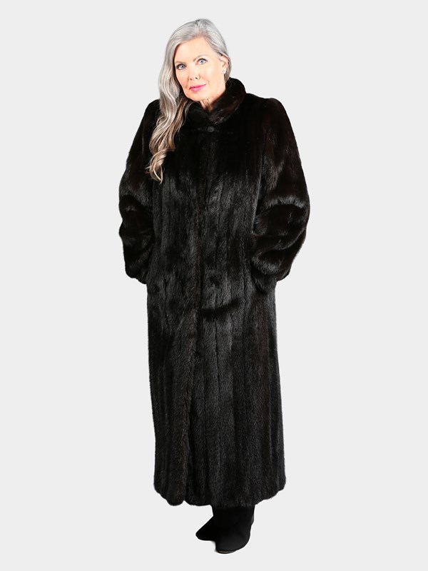Woman's Dyed Black Mink Fur Coat