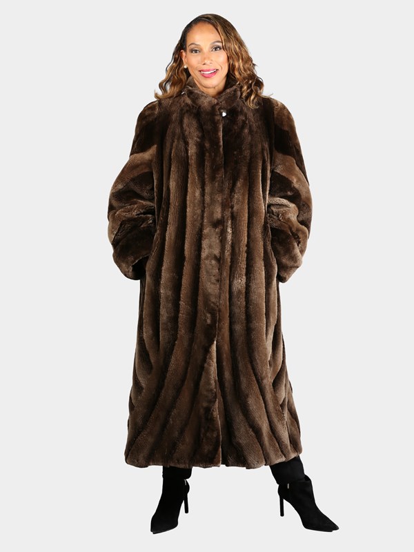 Woman's Natural Phantom Sheared Beaver Fur Coat with Directional Design