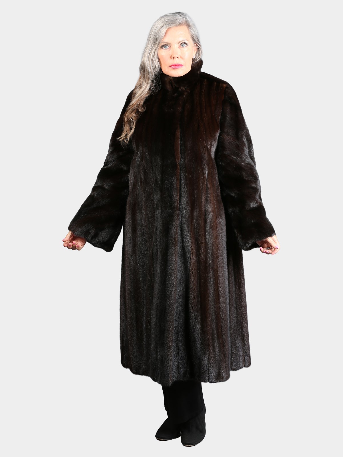 Woman's Natural Mahogany Mink Fur Coat