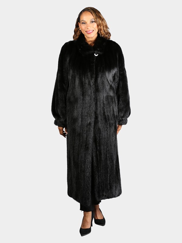 Woman's Natural Ranch Mink Fur Coat