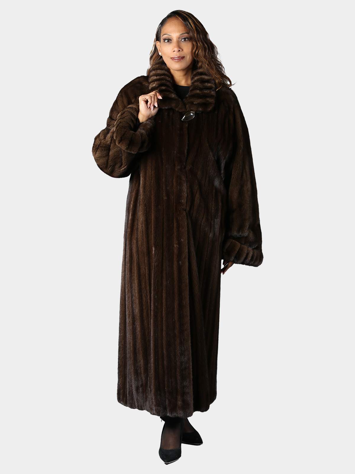 Scaasis Woman's Mahogany Female Mink Fur Coat - Estate Furs