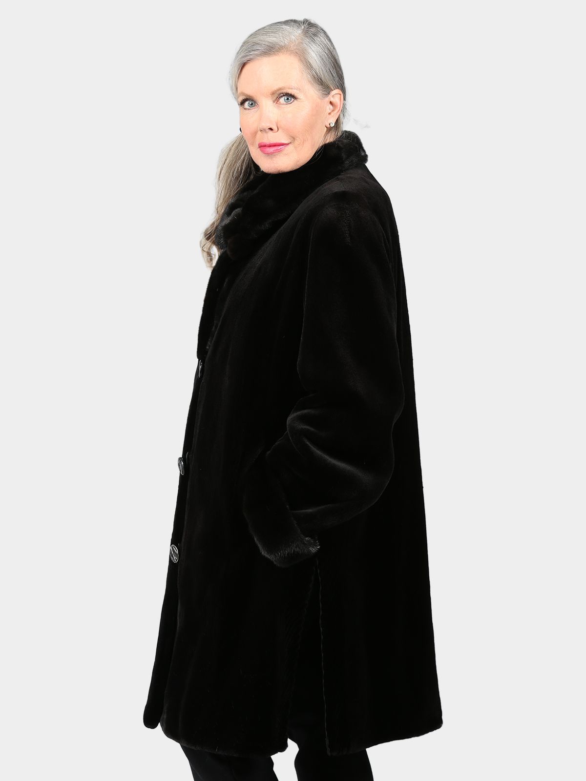 Woman's Dyed Black Sheared Mink Fur Stroller (Reversible)