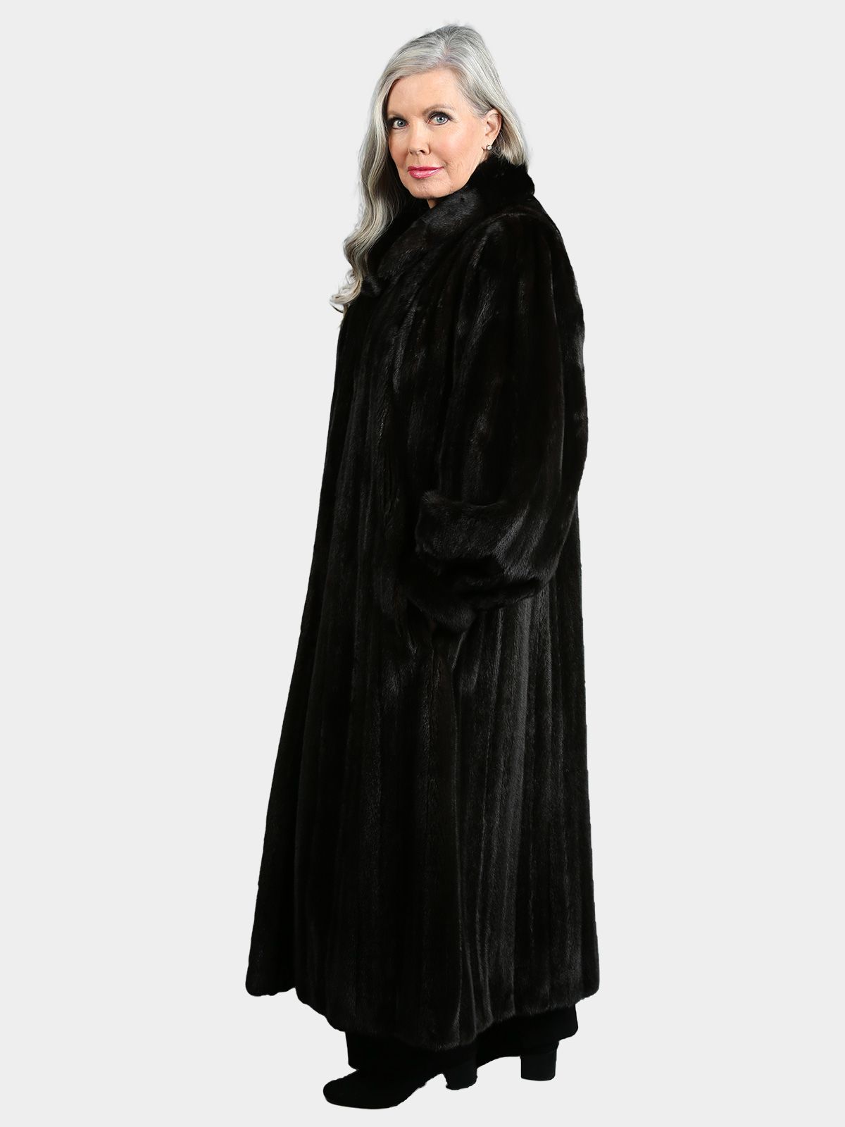 Woman's Natural Ranch Female Mink Fur Coat