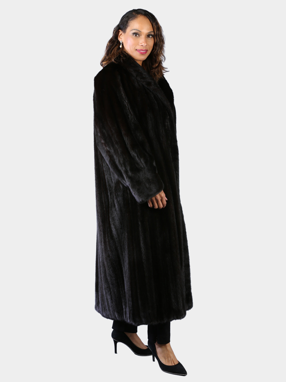 Woman's Plus Size Natural Deepest Mahogany Female Mink Fur Coat