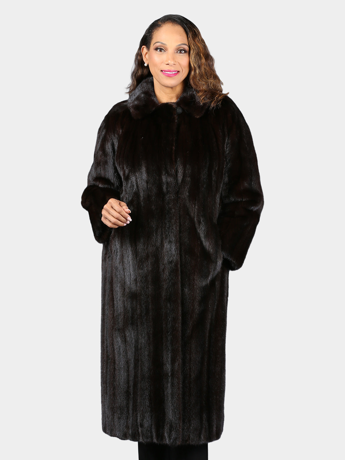 Woman's Deepest Mahogany Vintage Female Mink Fur Coat