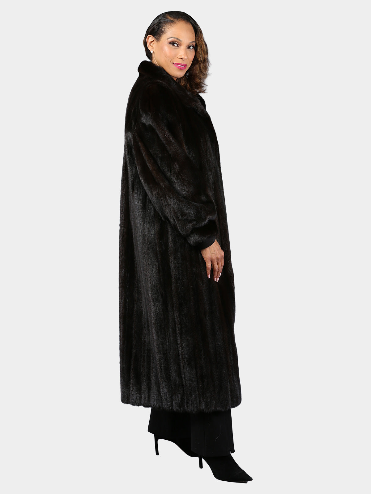 Woman's Natural Ranch Female Mink Fur Coat