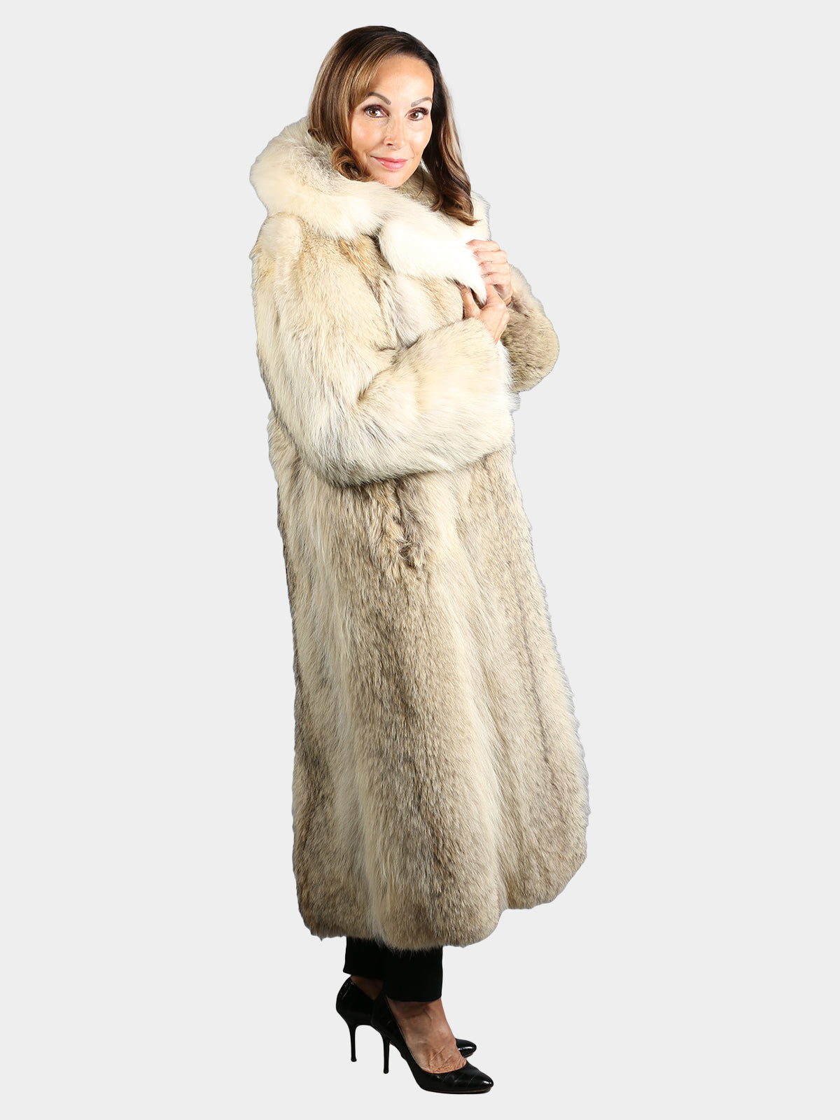Woman's Petite Natural Vintage Cayote Fur Coat