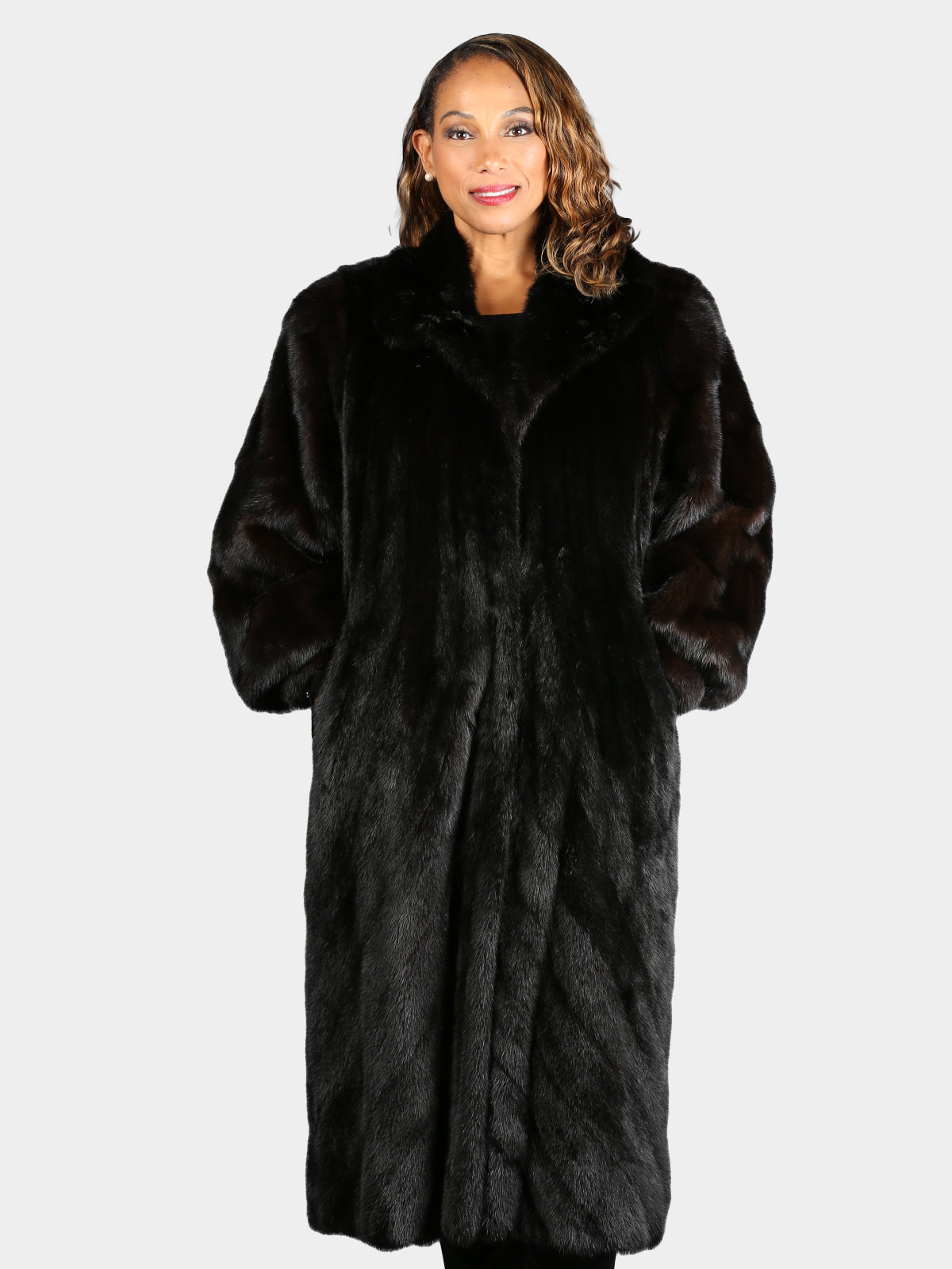 Woman's Natural Ranch Female Mink Fur Coat with Directional Design