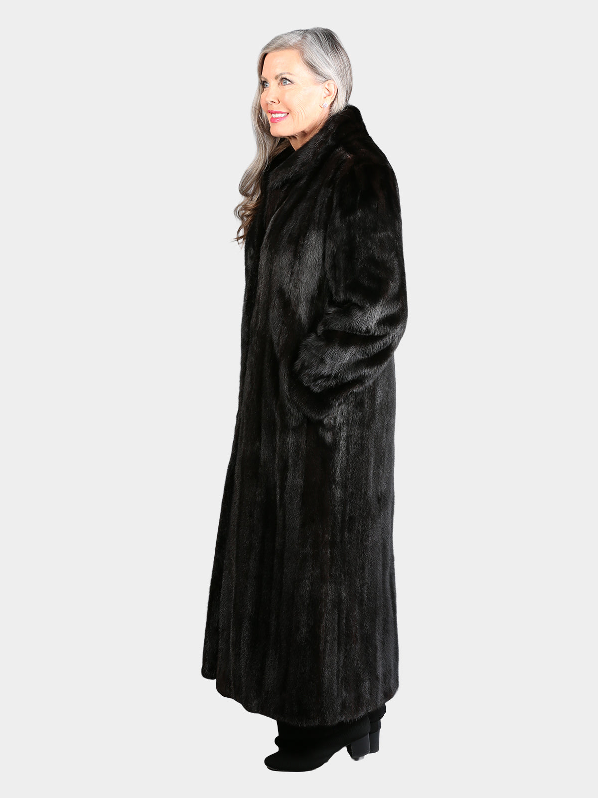 Woman's Natural Ranch Female Mink Fur Coat