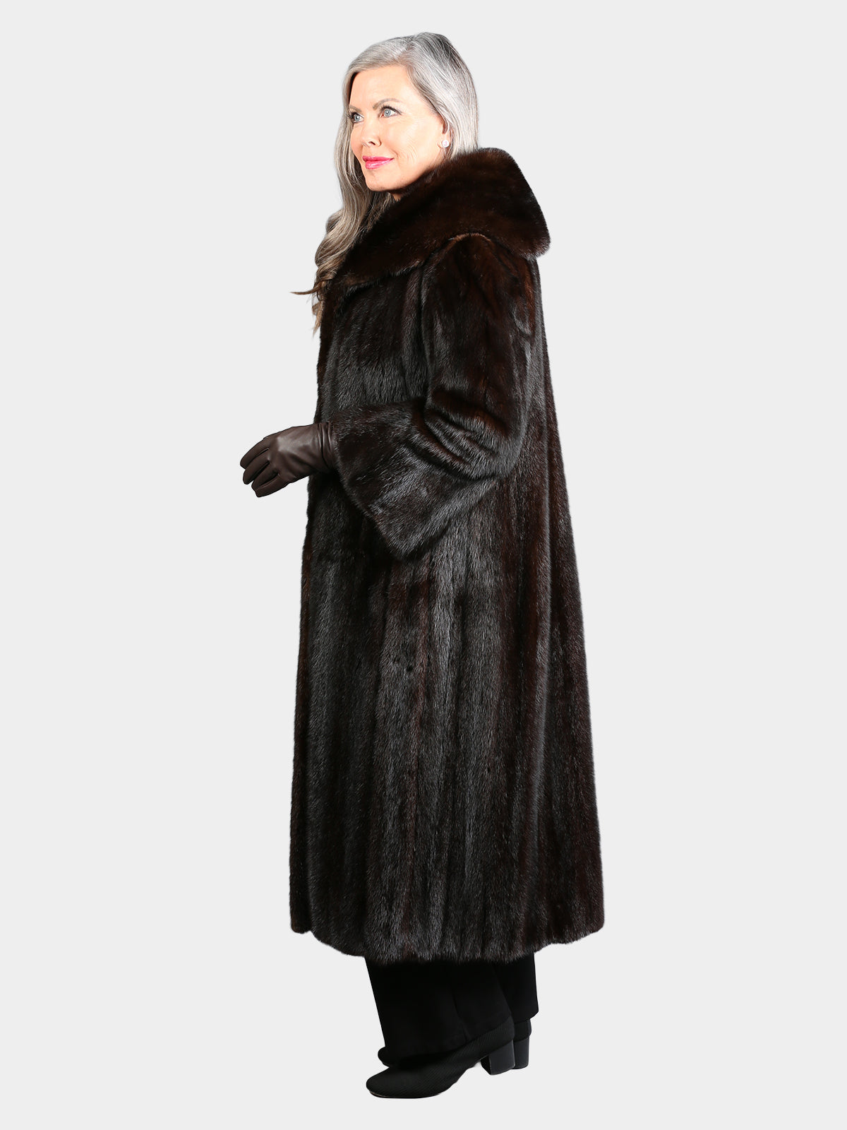 Woman's Vintage Natural Deep Mahogany Female Mink Fur Coat
