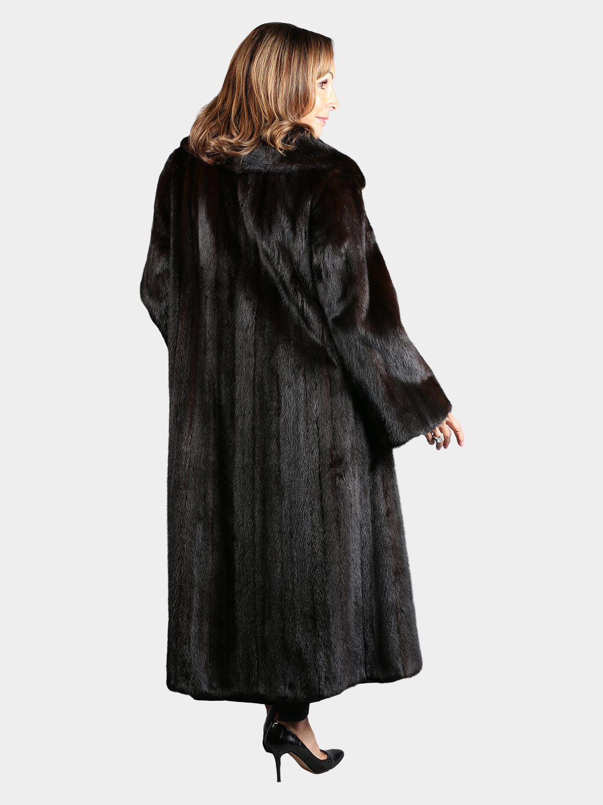 Woman's Natural Vintage Ranch Female Mink Fur Coat