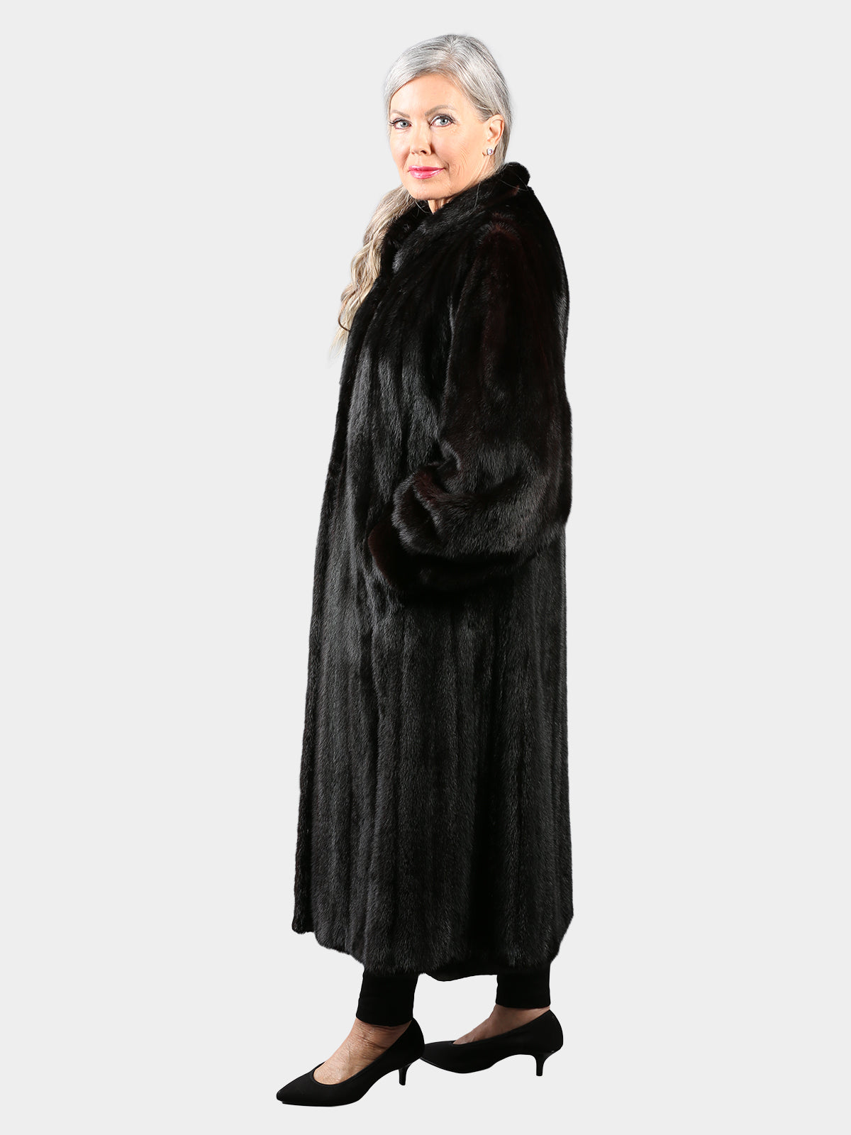 Woman's Ranch Female Mink Fur Coat