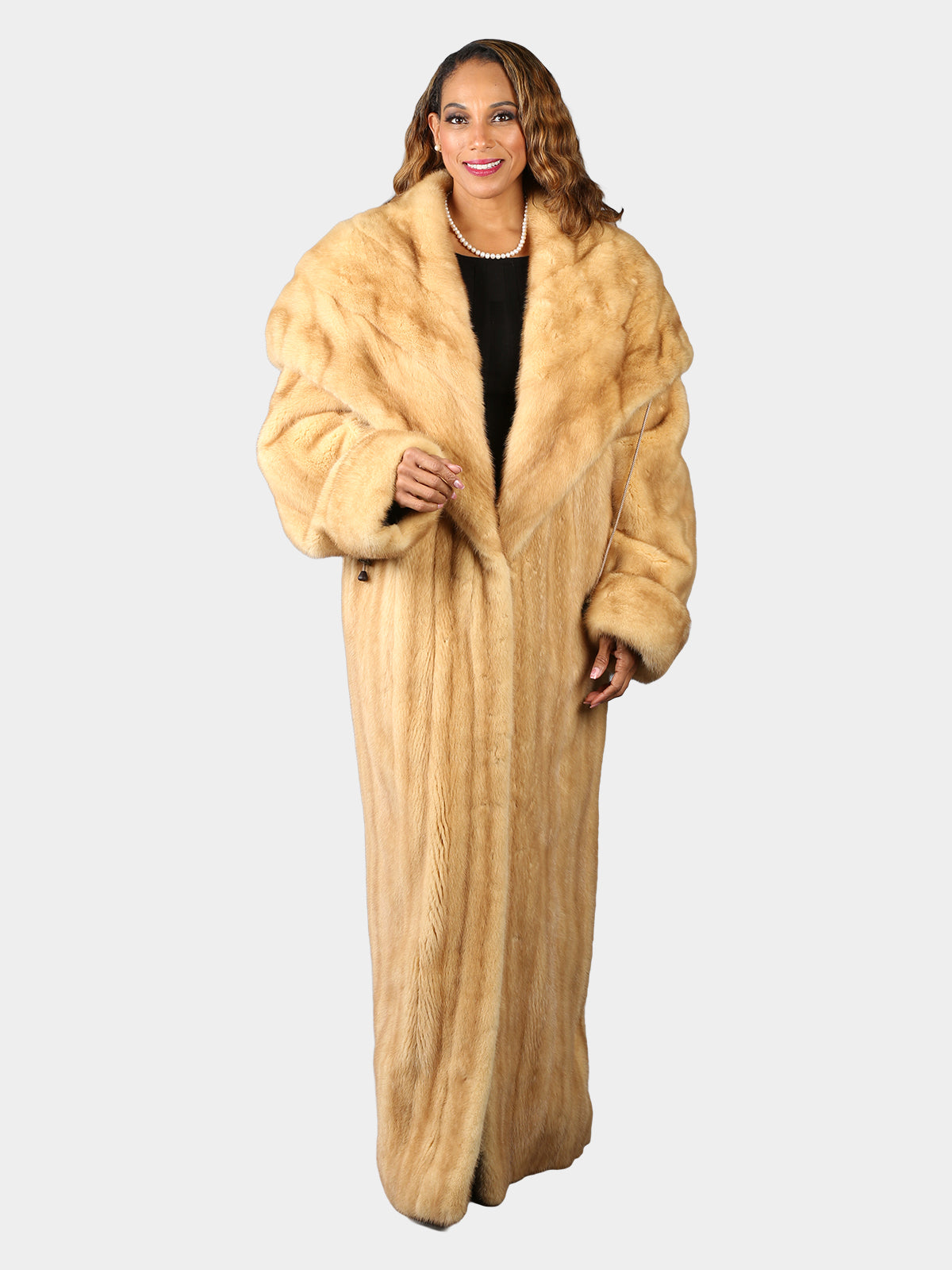 Woman's Plus Size Extra Long Natural Light Whiskey Female Mink Fur Coat with Hood