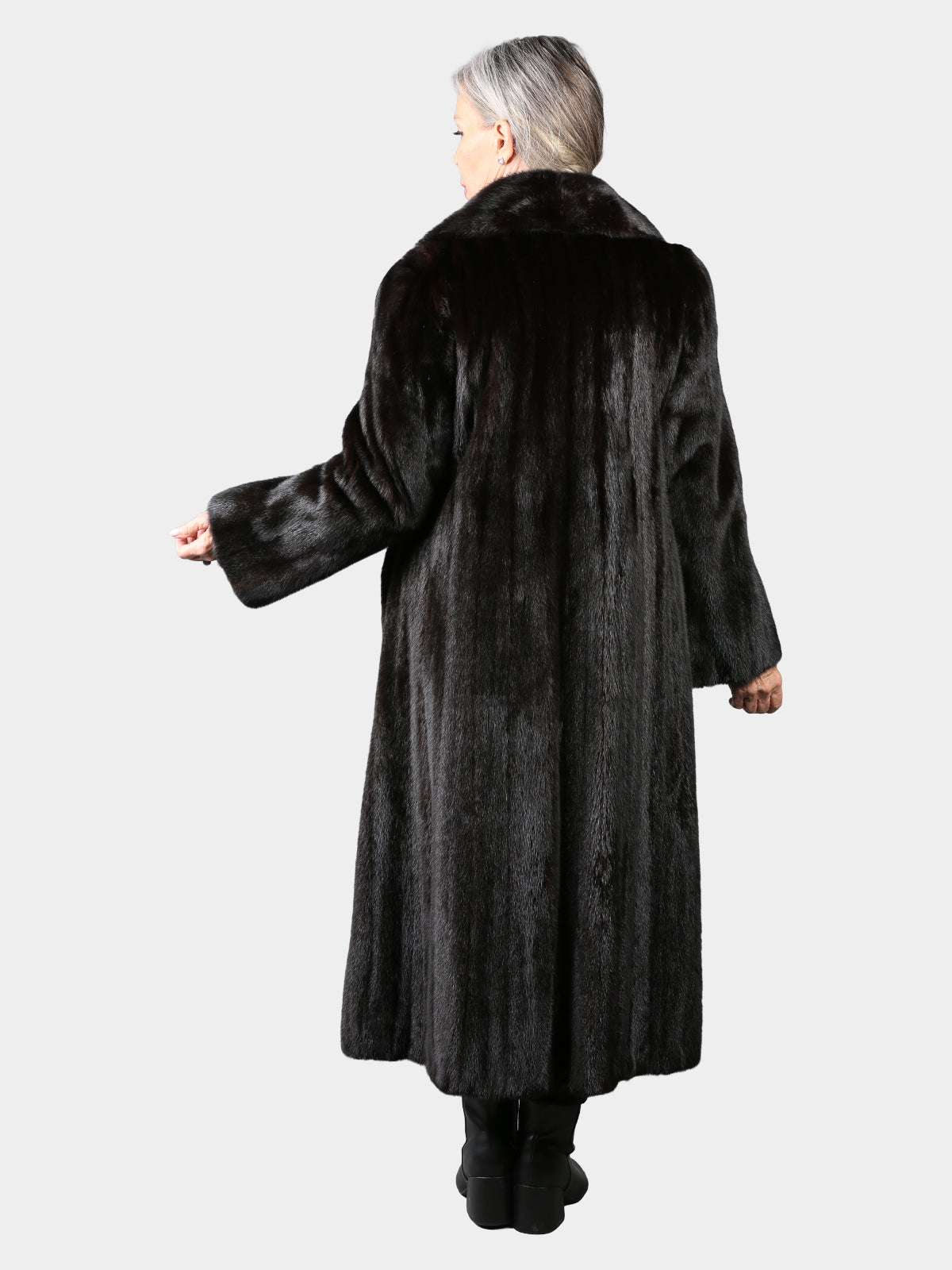 Woman's Ranch Female Mink Fur Coat