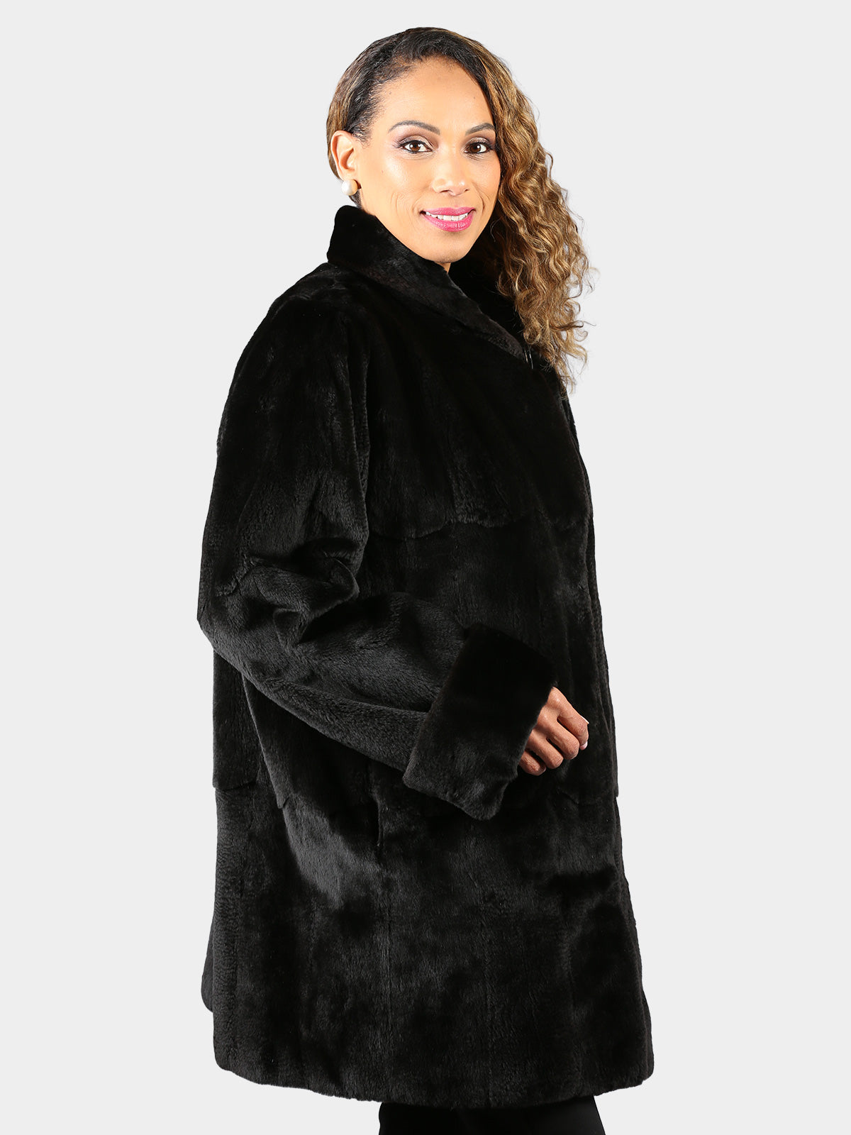 Woman's Plus Size Dyed Black Sheared Mink Fur Stroller (Reversible)
