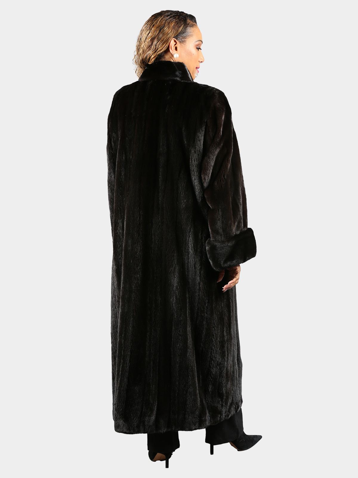 Woman's Ranch Female Blackglama Mink Fur Coat