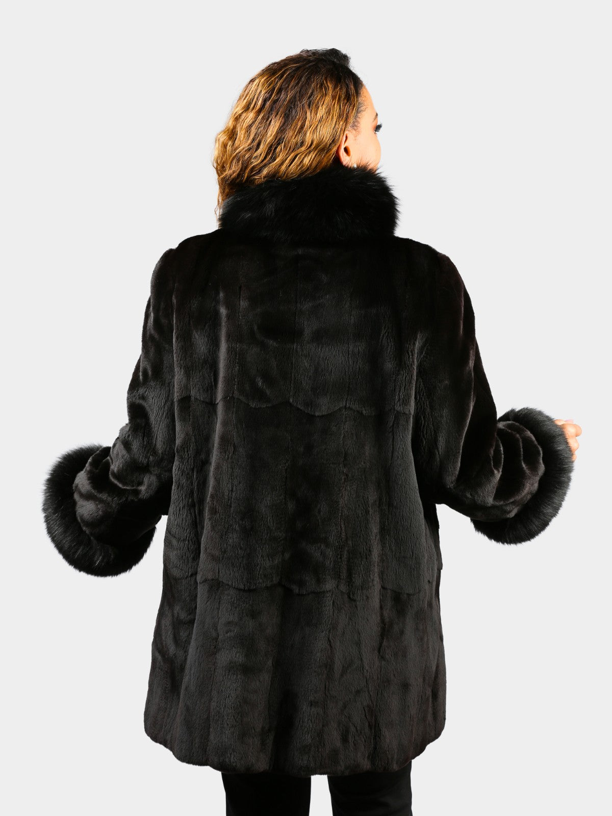 Woman's Plus Size Ranch Female Mink Fur Jacket with Detachable Hood